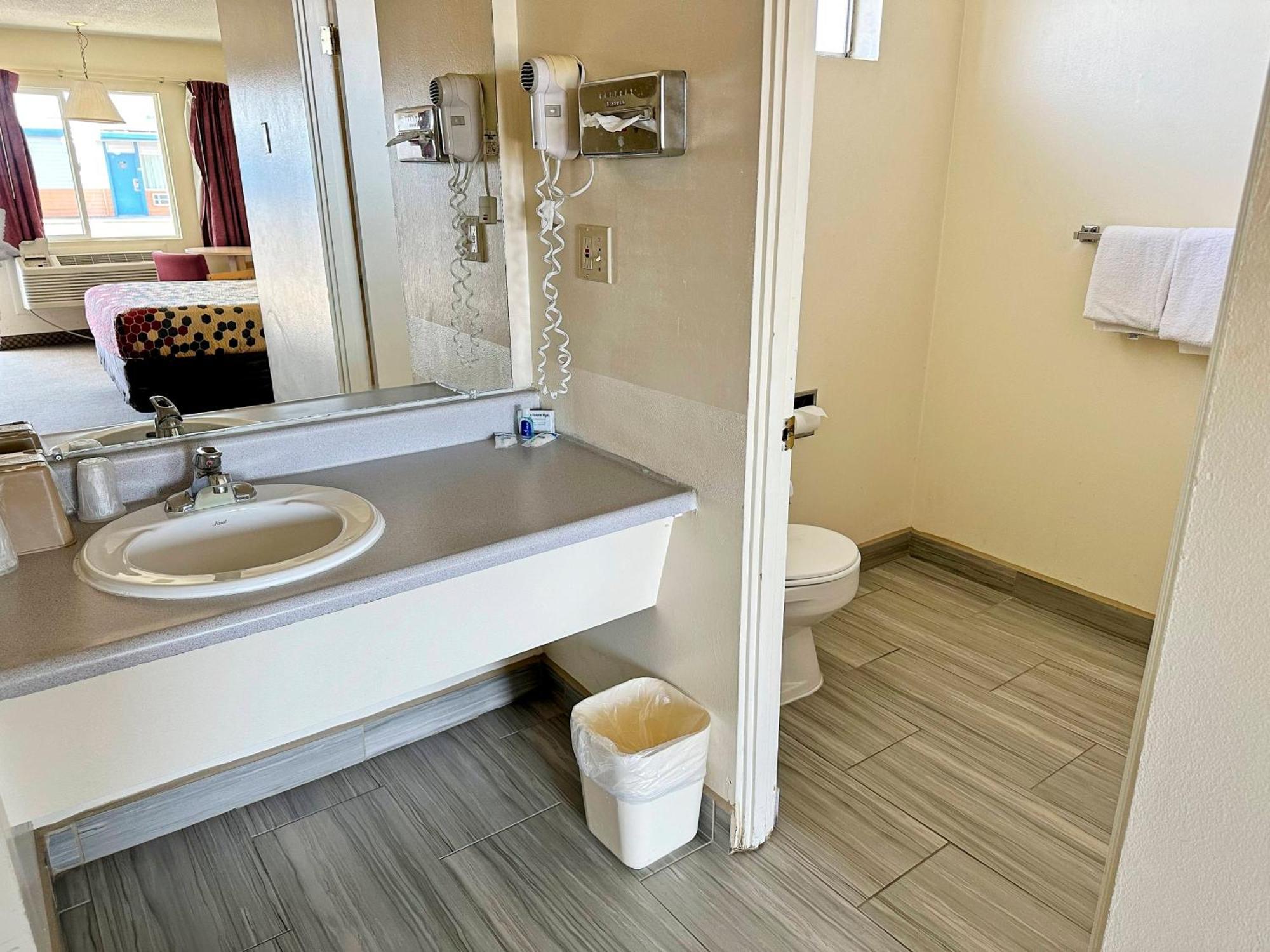 Rodeway Inn Boardman - Hermiston Exteriér fotografie